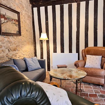 Appartement Meneau La Charite Bagian luar foto